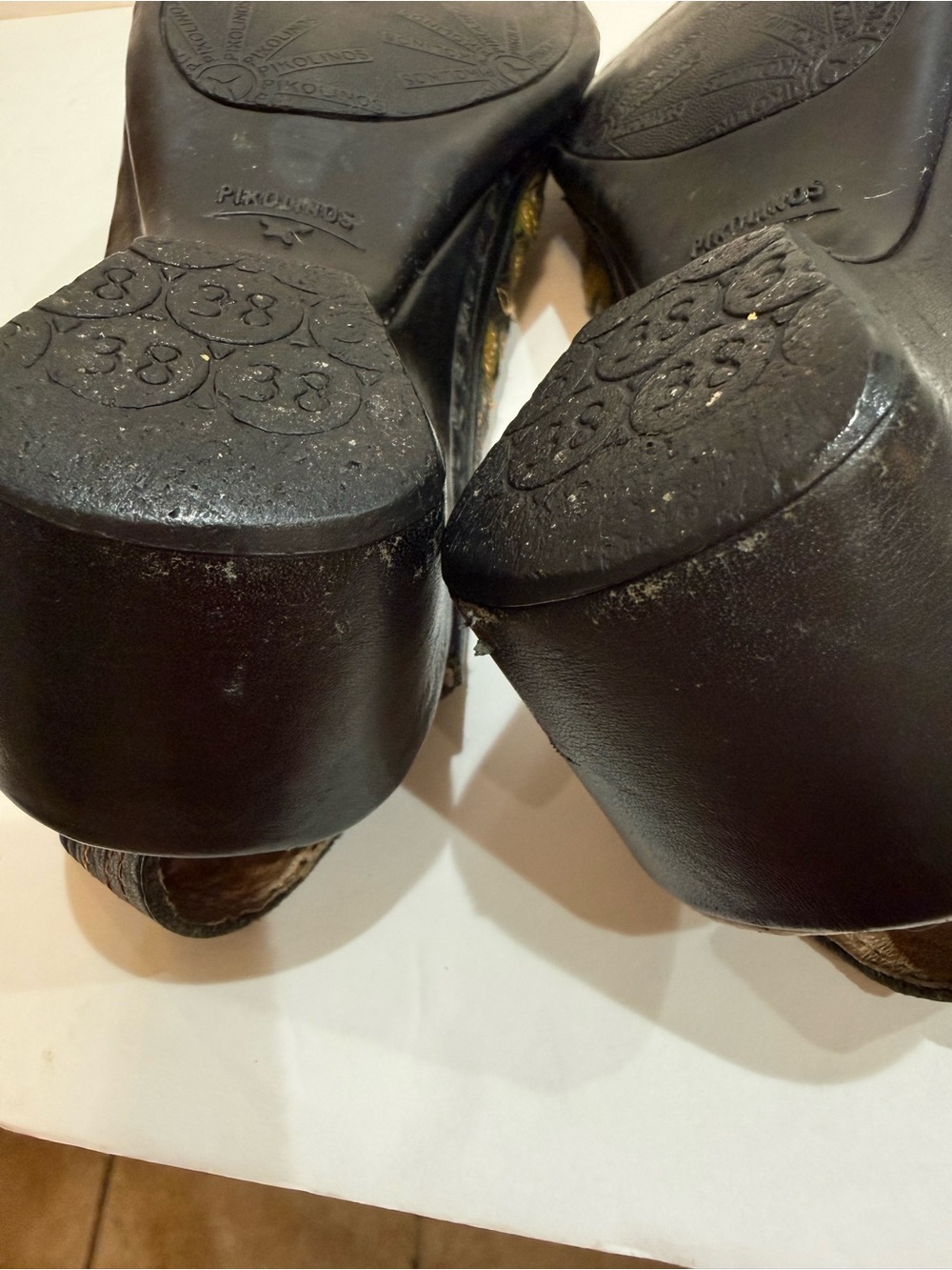Pikolinos Perforated Leather Mules Women 38 (7.5) 2 In Heel Elastic Back Strap - Picture 10 of 11